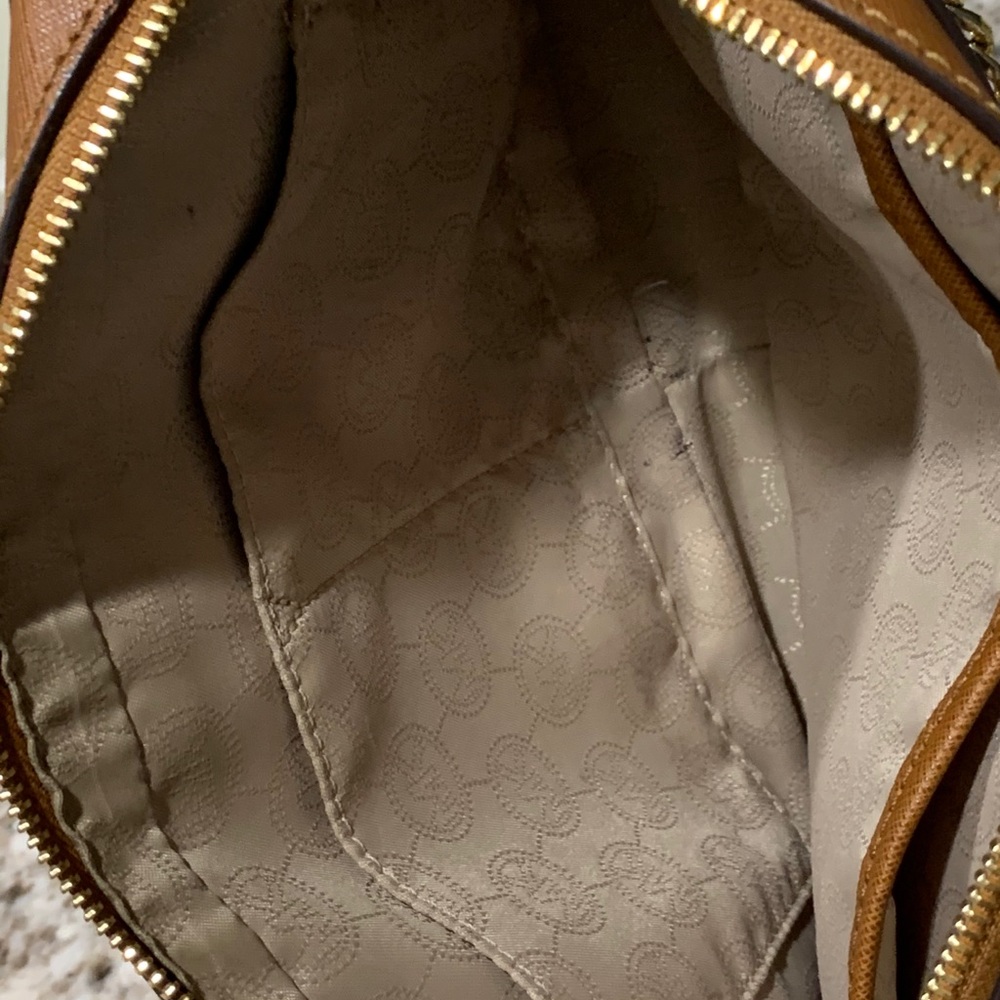 Michael kors crossbody bag - Picture 7 of 7